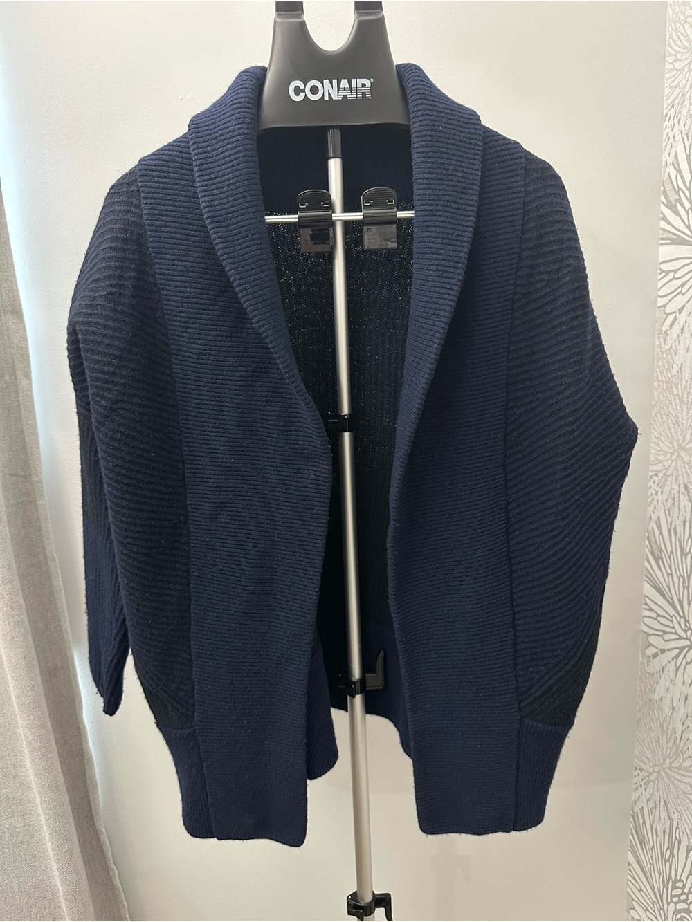 Farwest Sweater